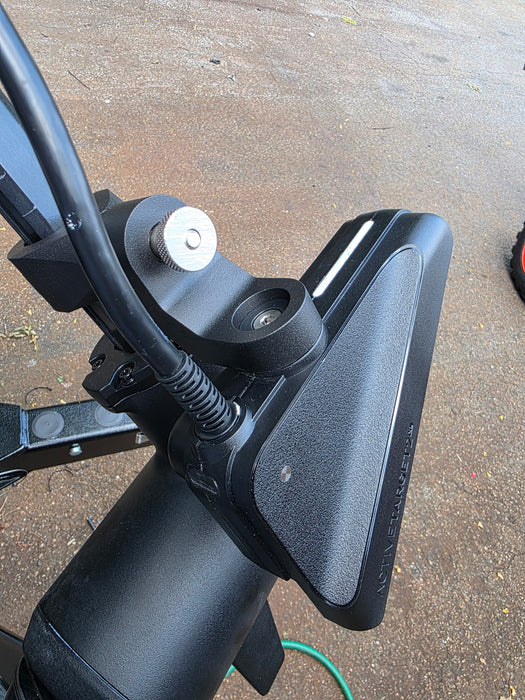 Lowrance ActiveTarget 2 XL Transducer Mount